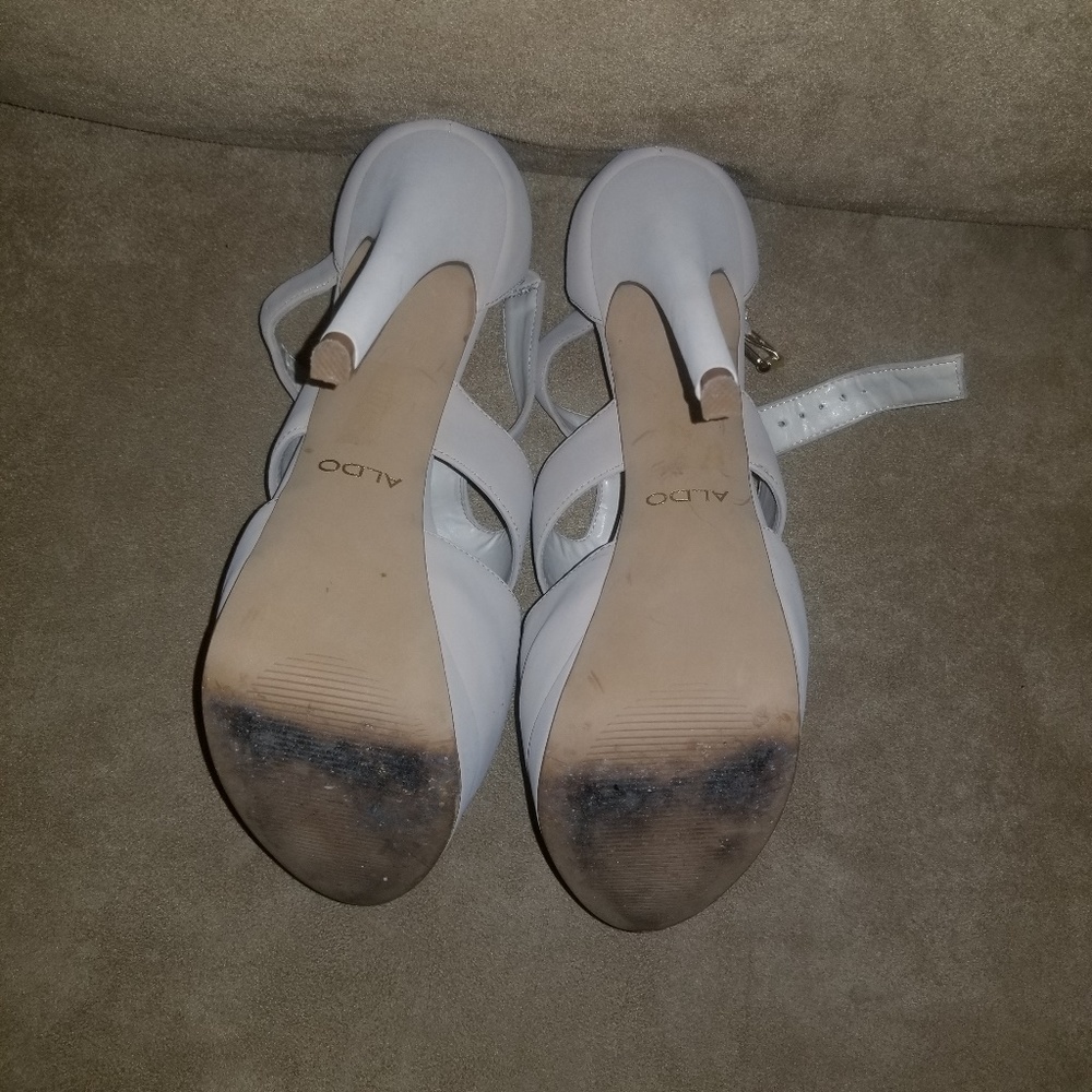 Aldo - Picture 7 of 8